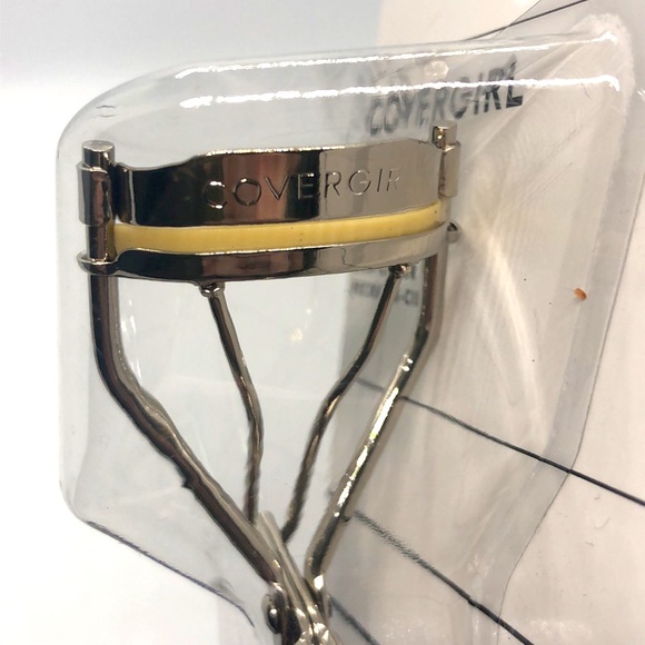 CoverGirl Makeup Master’s Lash Curler - Picture 3 of 4